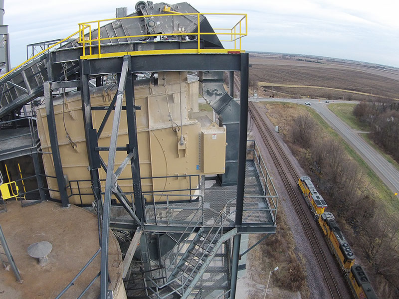 Large Texas Shaker Vibratory Grain Cleaner - Triple/S Dynamics